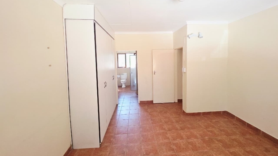 3 Bedroom Property for Sale in Rustenburg Central North West